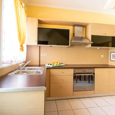 Country house Ladina *